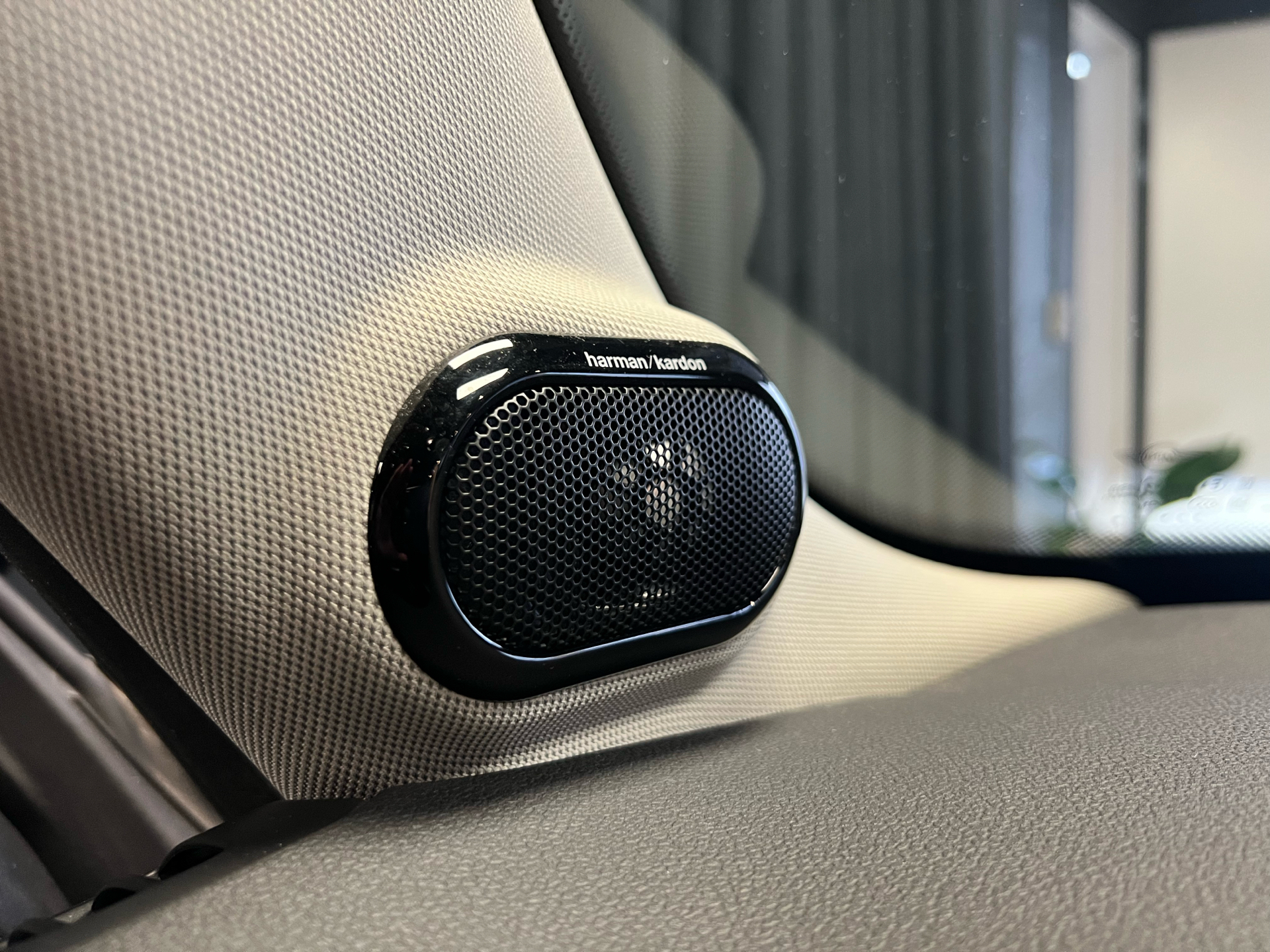 Sølv Mini Cooper fra 2023