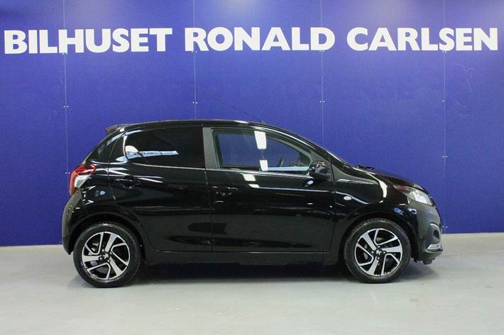 Sort Peugeot 108 fra 2017