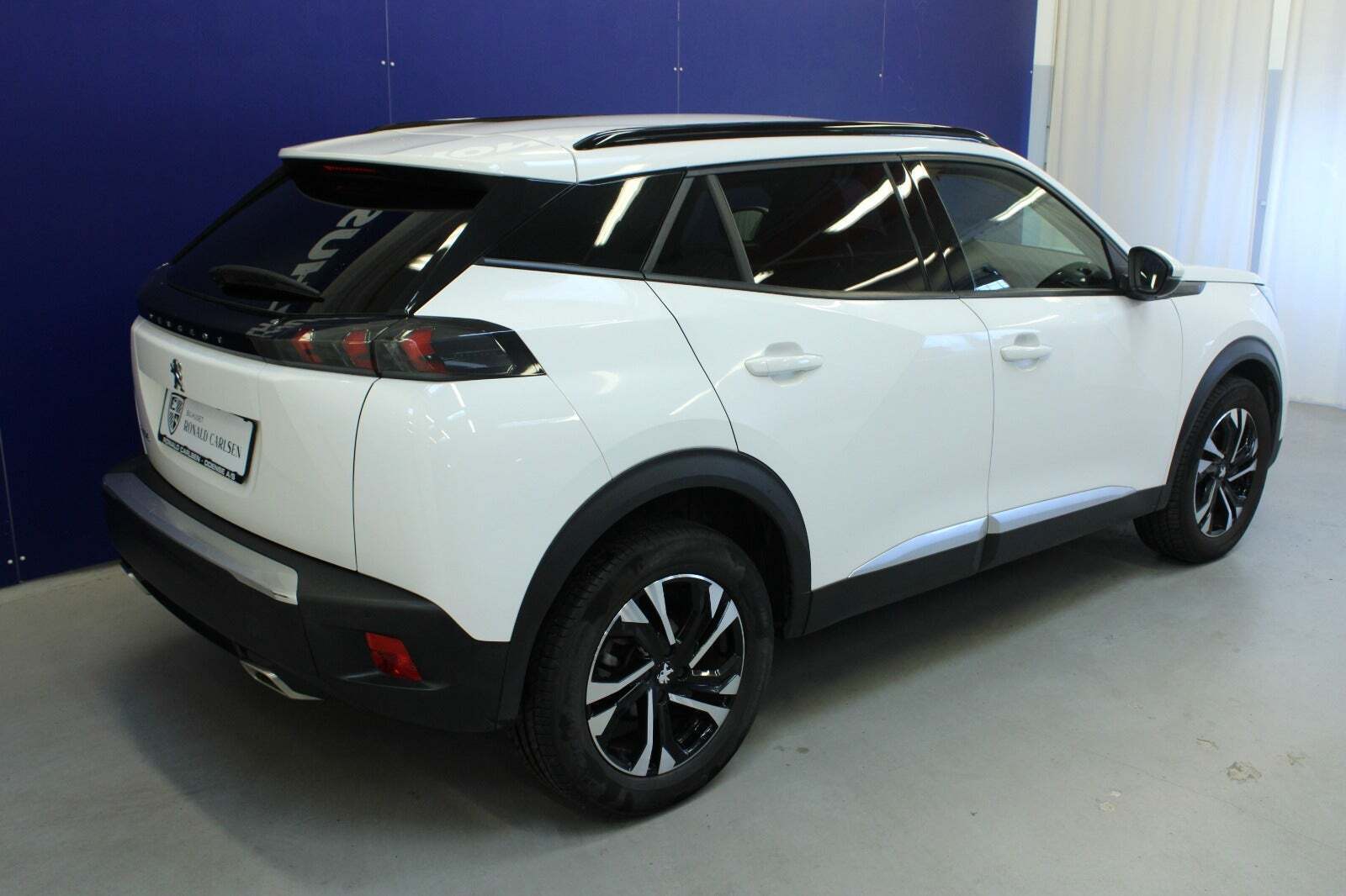 Hvid Peugeot 2008 fra 2021
