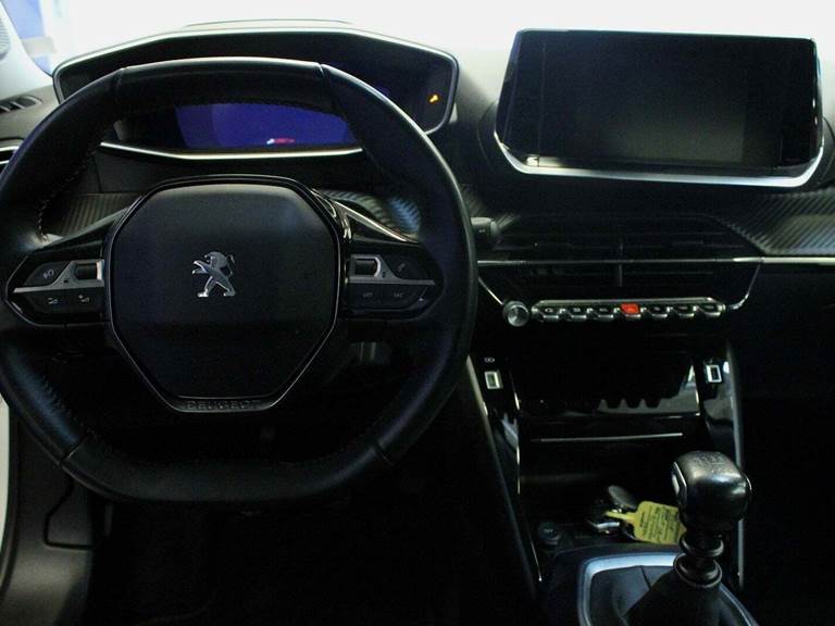 Peugeot 2008 1,2 PureTech 130 Allure Grand