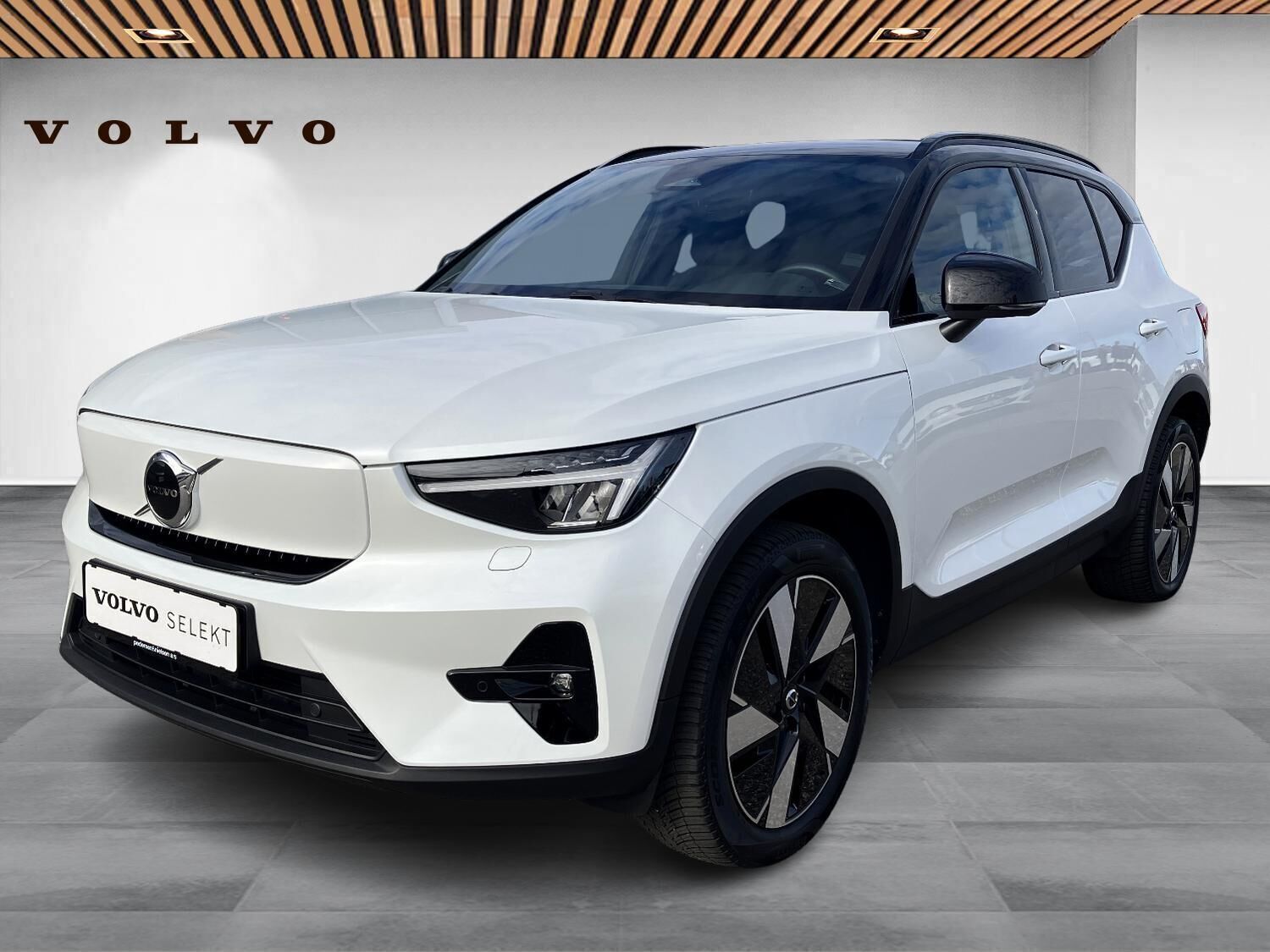 Volvo XC40 Recharge Twin Plus AWD 408HK 5d Aut.
