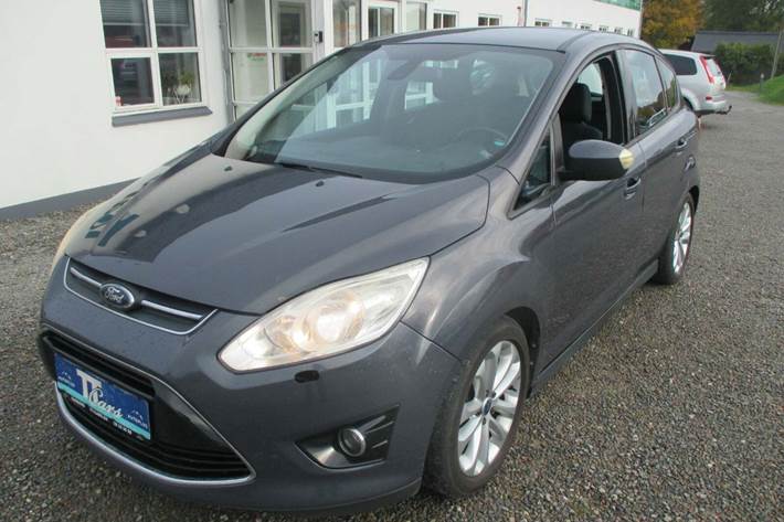 Grå Ford C-MAX fra 2011 set udefra