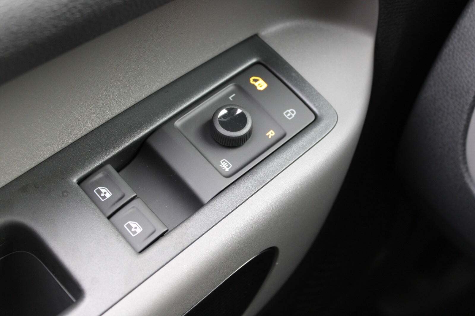 Hvid VW ID.Buzz fra 2025