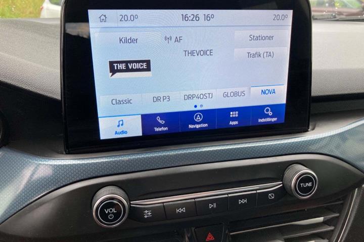 Beige Ford Focus fra 2020