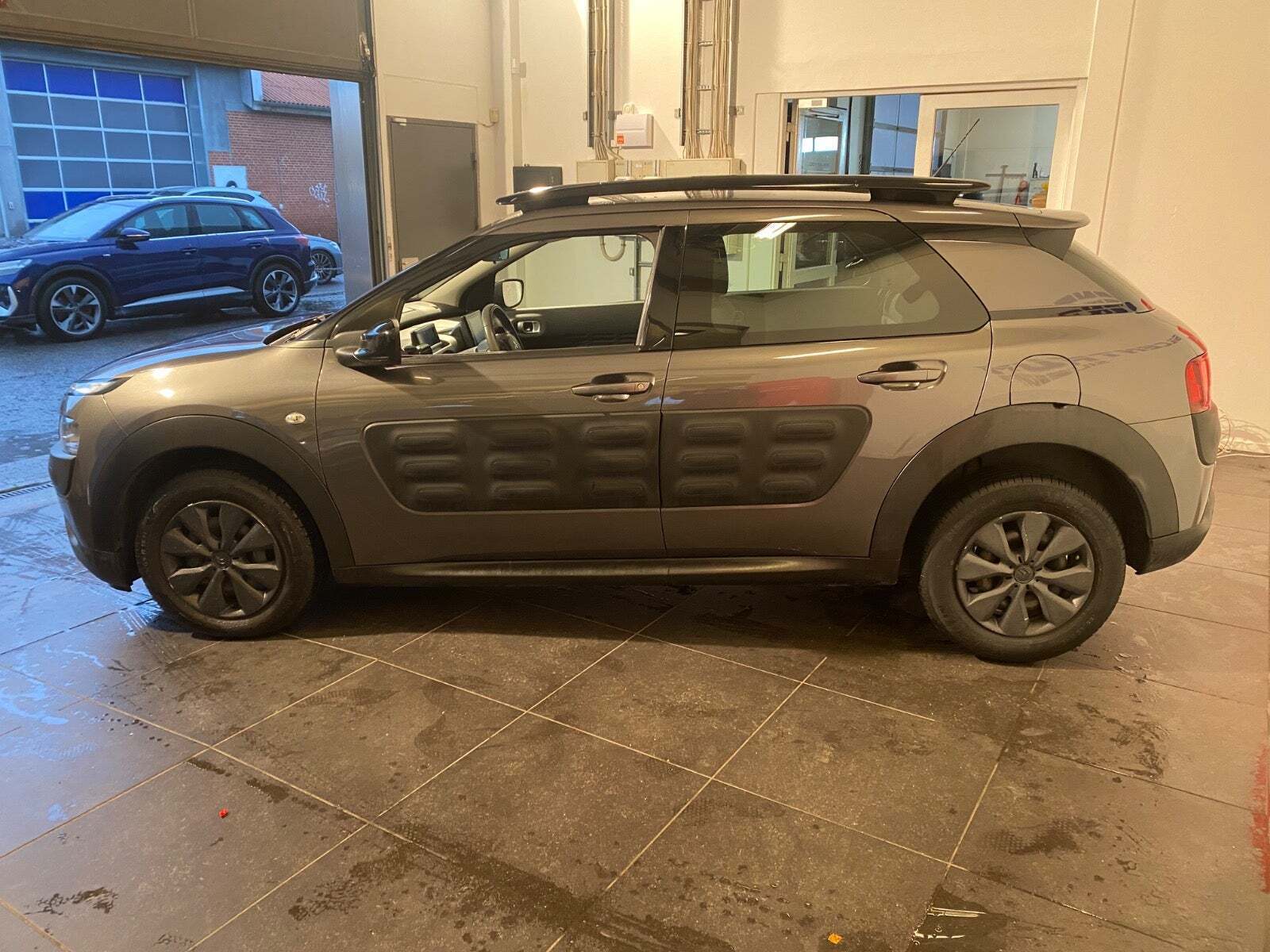 Citroën C4 Cactus 1,6 BlueHDi 100 Challenge