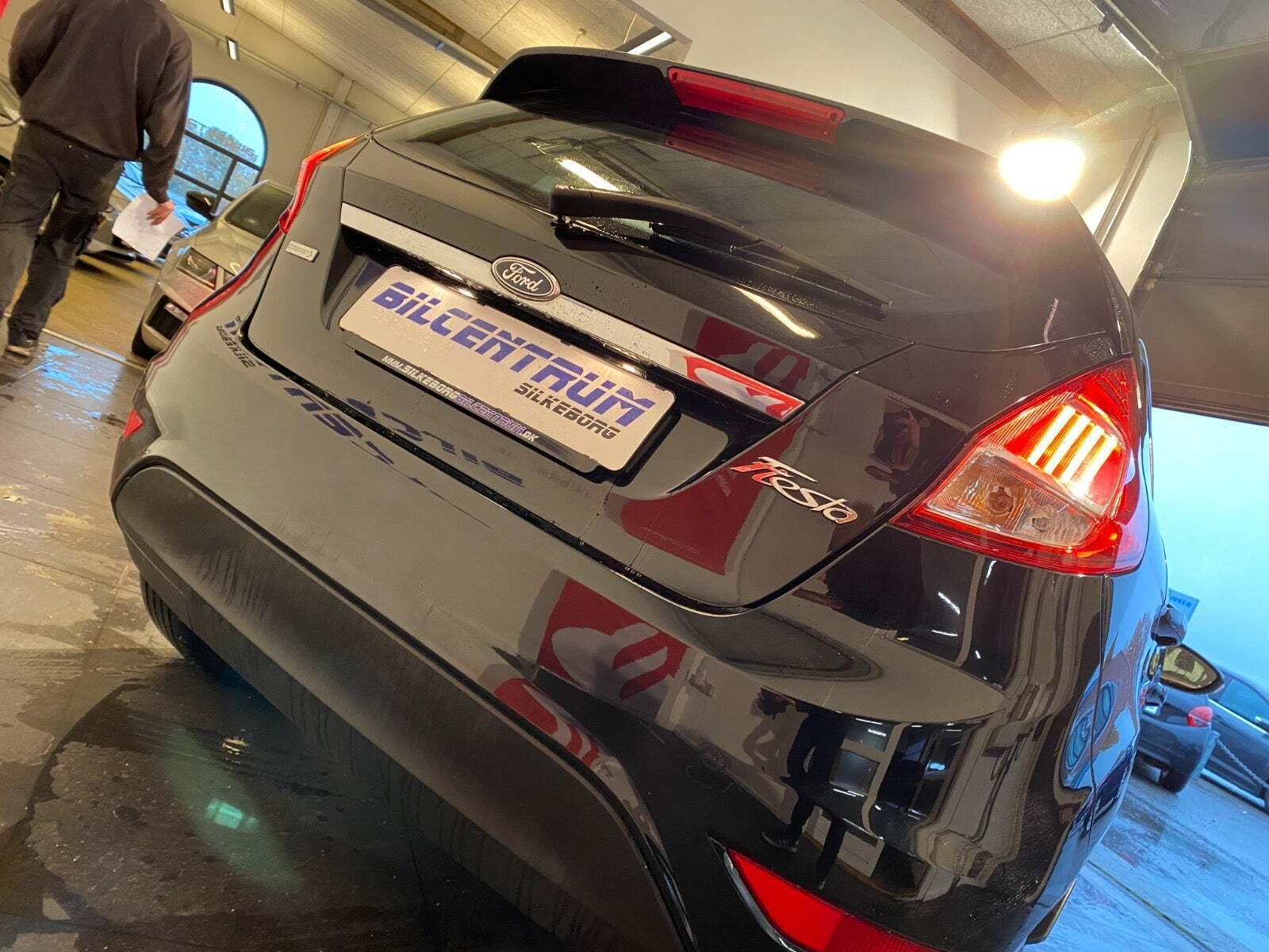 Sort Ford Fiesta fra 2015