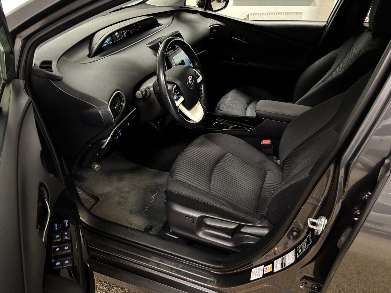 Toyota Prius 1,8 Plug-in Hybrid H3 MDS