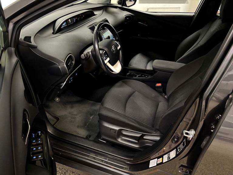 Toyota Prius 1,8 Plug-in Hybrid H3 MDS