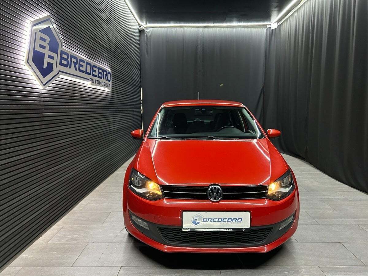 Orange VW Polo fra 2014