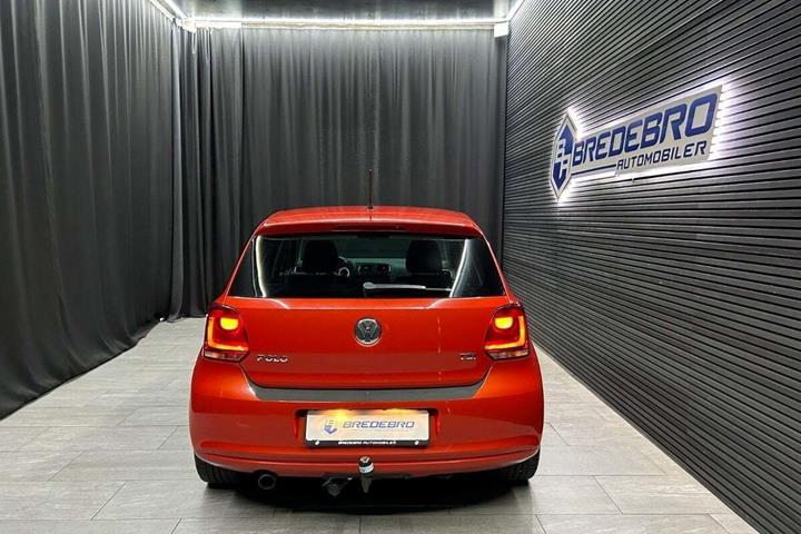 Orange VW Polo fra 2014