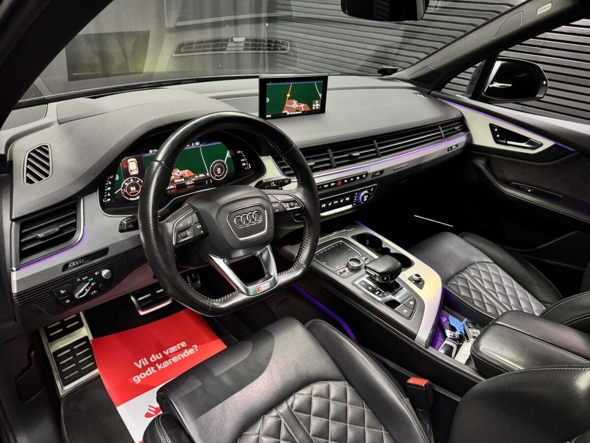 Audi Q7 3,0 TDi 272 S-line quattro Tiptr. Van