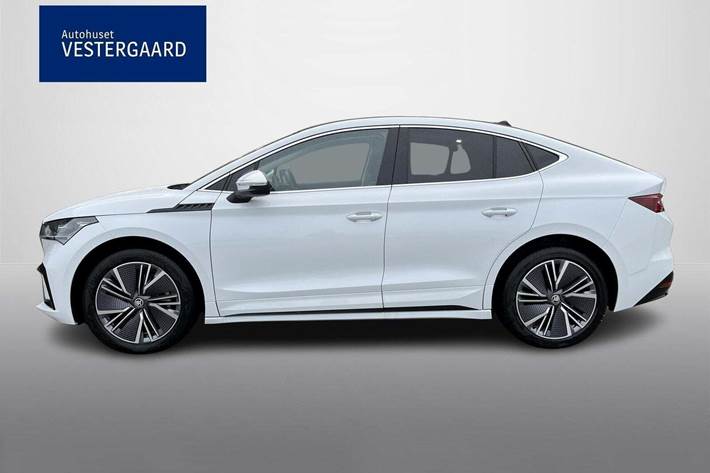 Hvid Skoda Enyaq fra 2025
