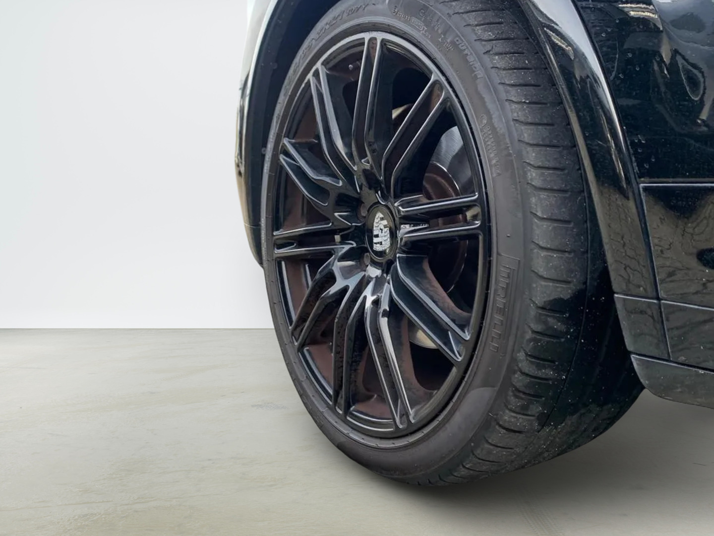 Sort Porsche Cayenne S fra 2018