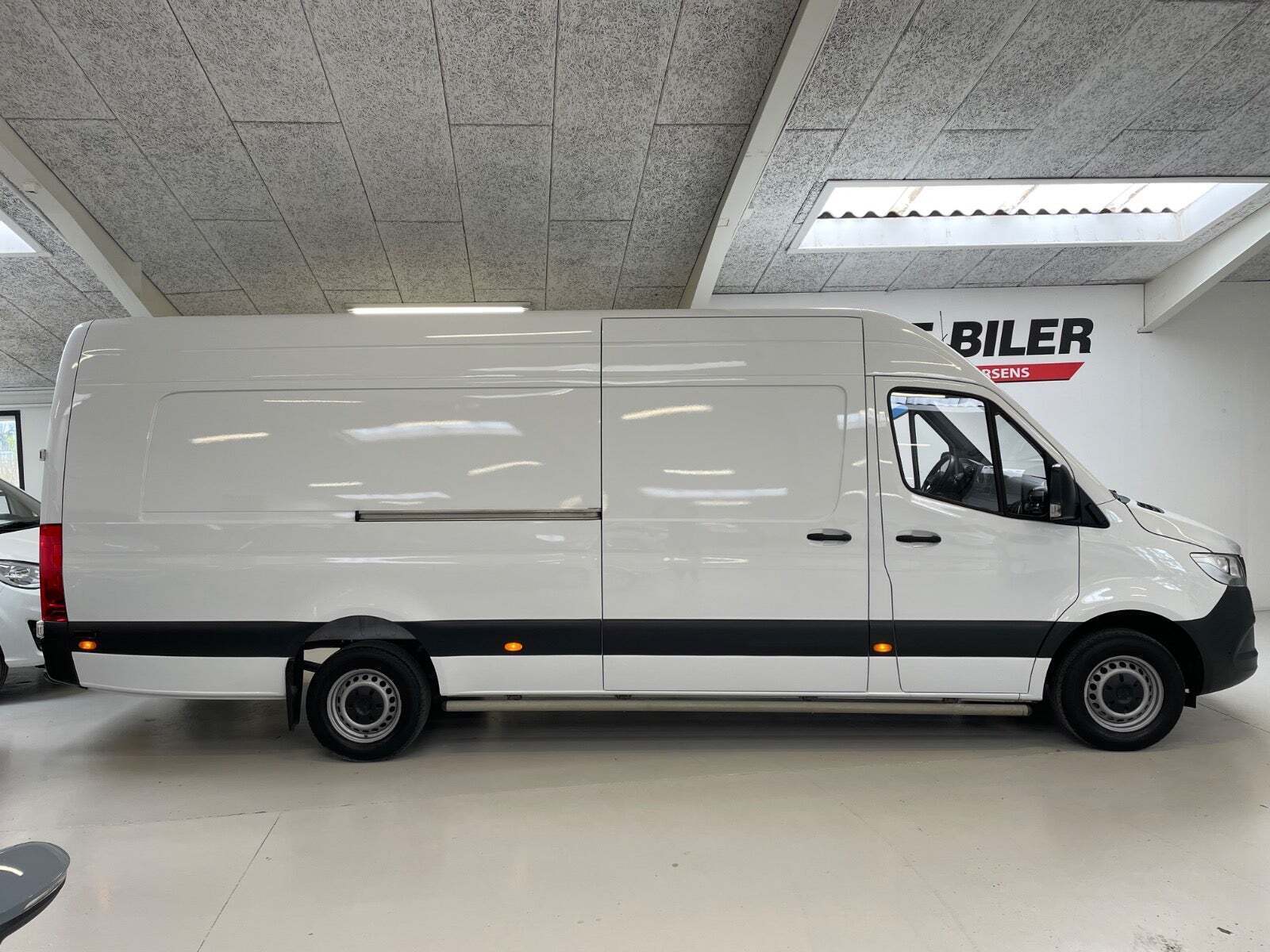 Mercedes Sprinter 317 2,0 CDi A4 Kassevogn aut. RWD