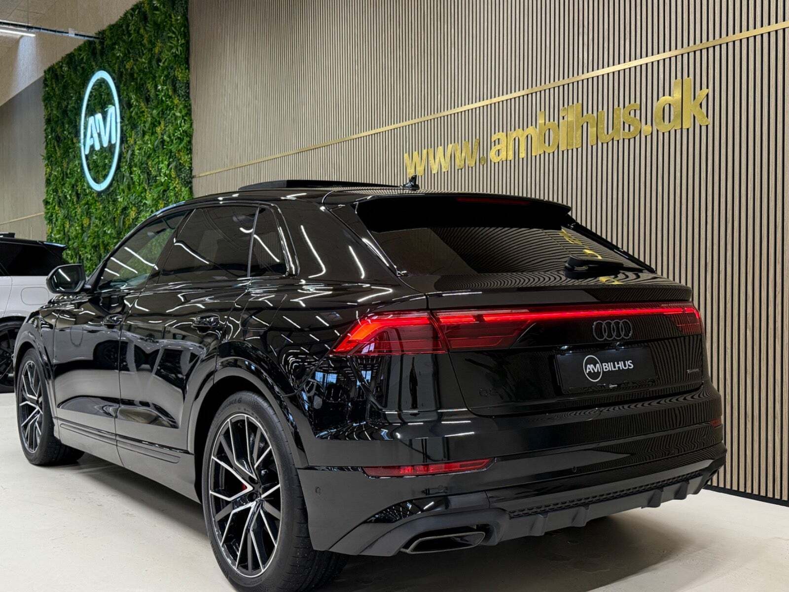 Audi Q8 60 TFSie S-line Edition quattro Tiptr.