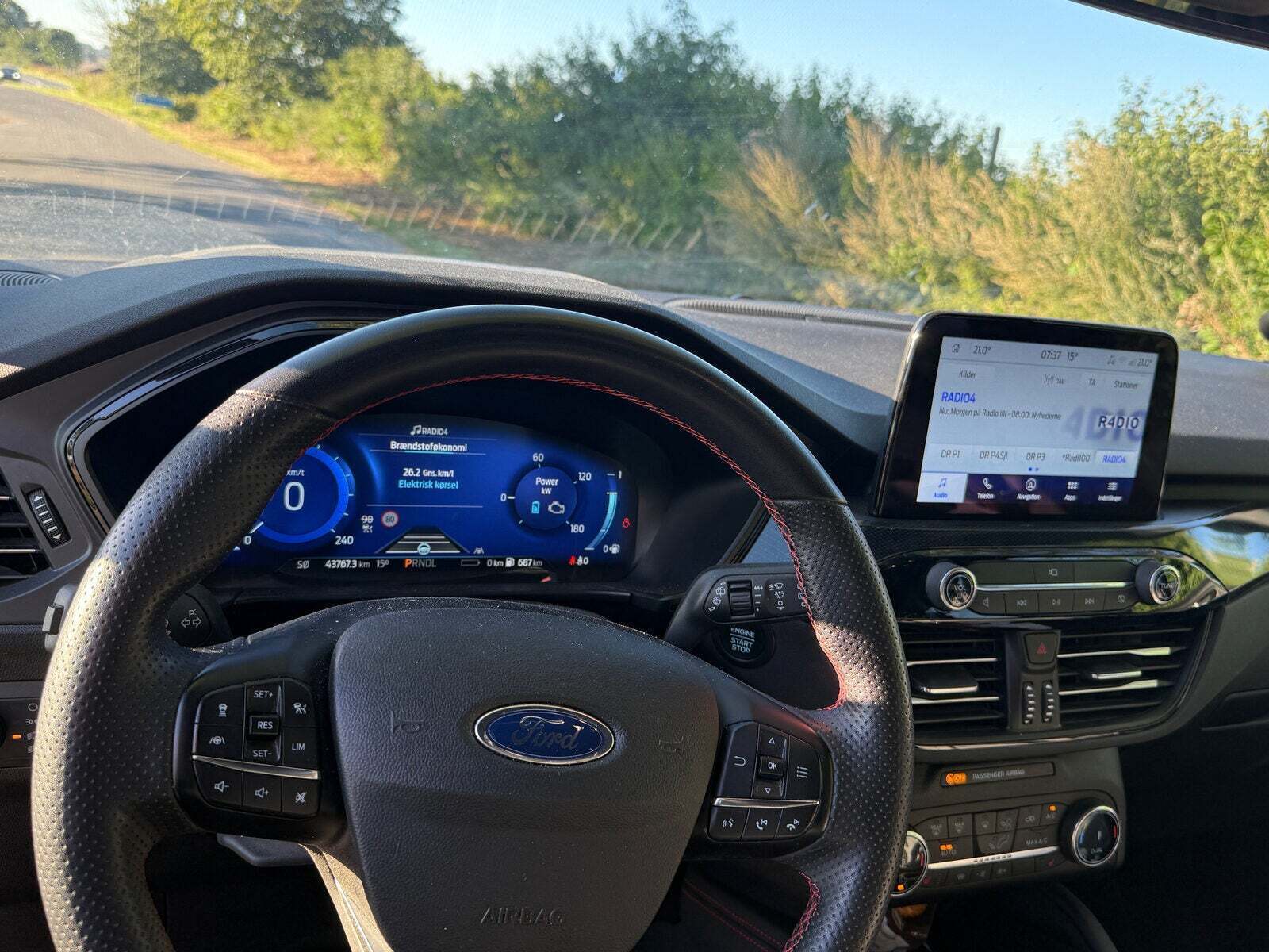 Ford Kuga 2,5 PHEV Graphite Tech CVT