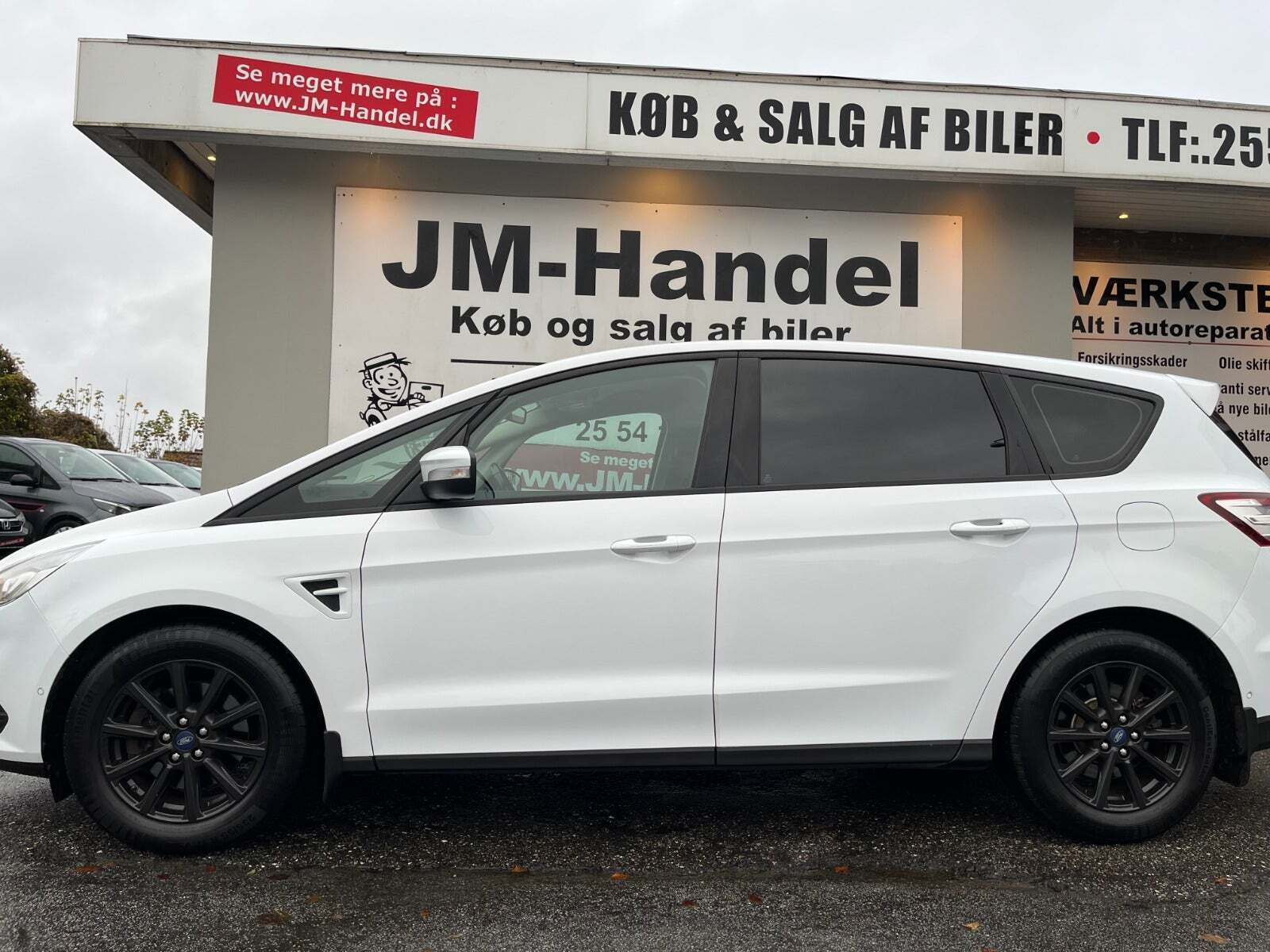Hvid Ford S-MAX fra 2016