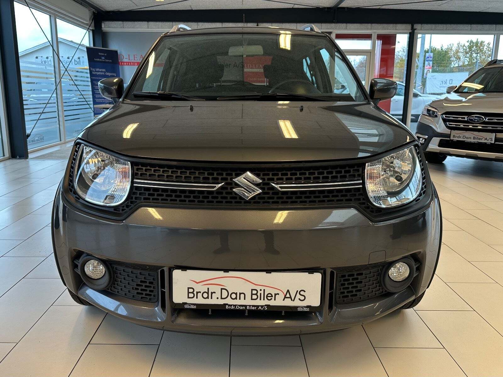 Grå Suzuki Ignis fra 2019
