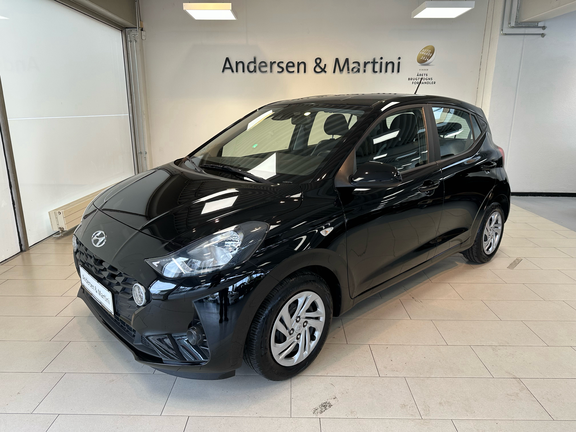 Hyundai i10 1,0 Essential 67HK 5d