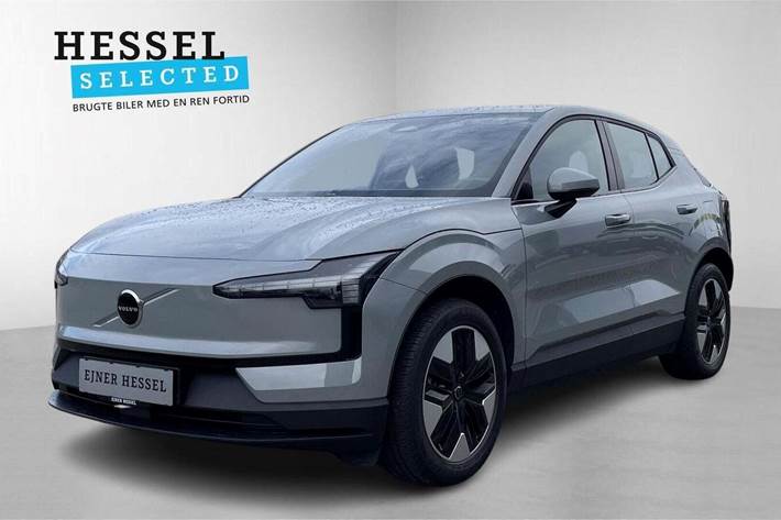 Grå Volvo EX30 fra 2024 set udefra
