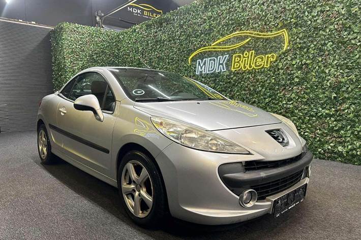 undefined Peugeot 207 fra 2008 set udefra