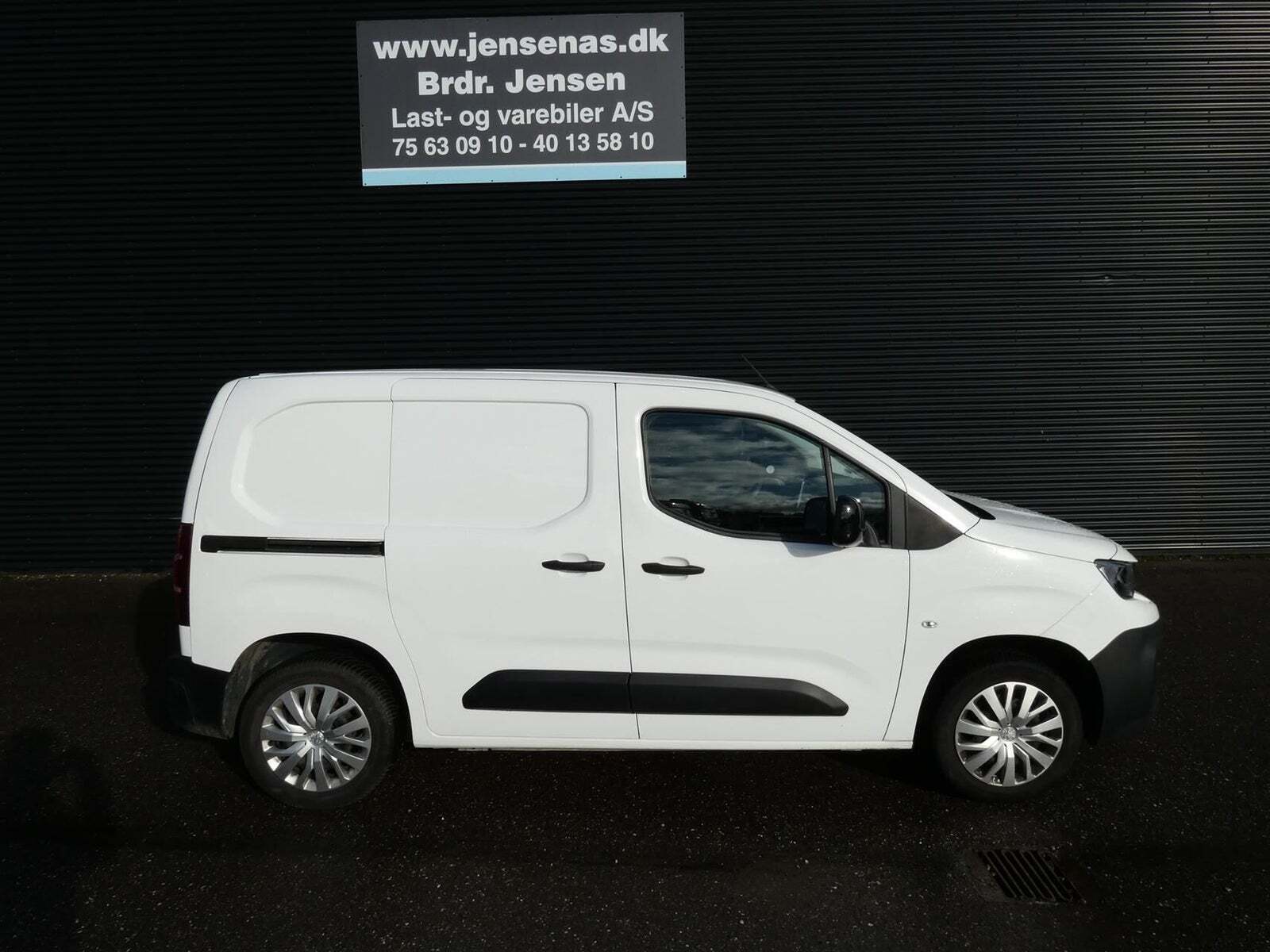 Peugeot Partner 1,5 BlueHDi 100 L1V1 Plus Van