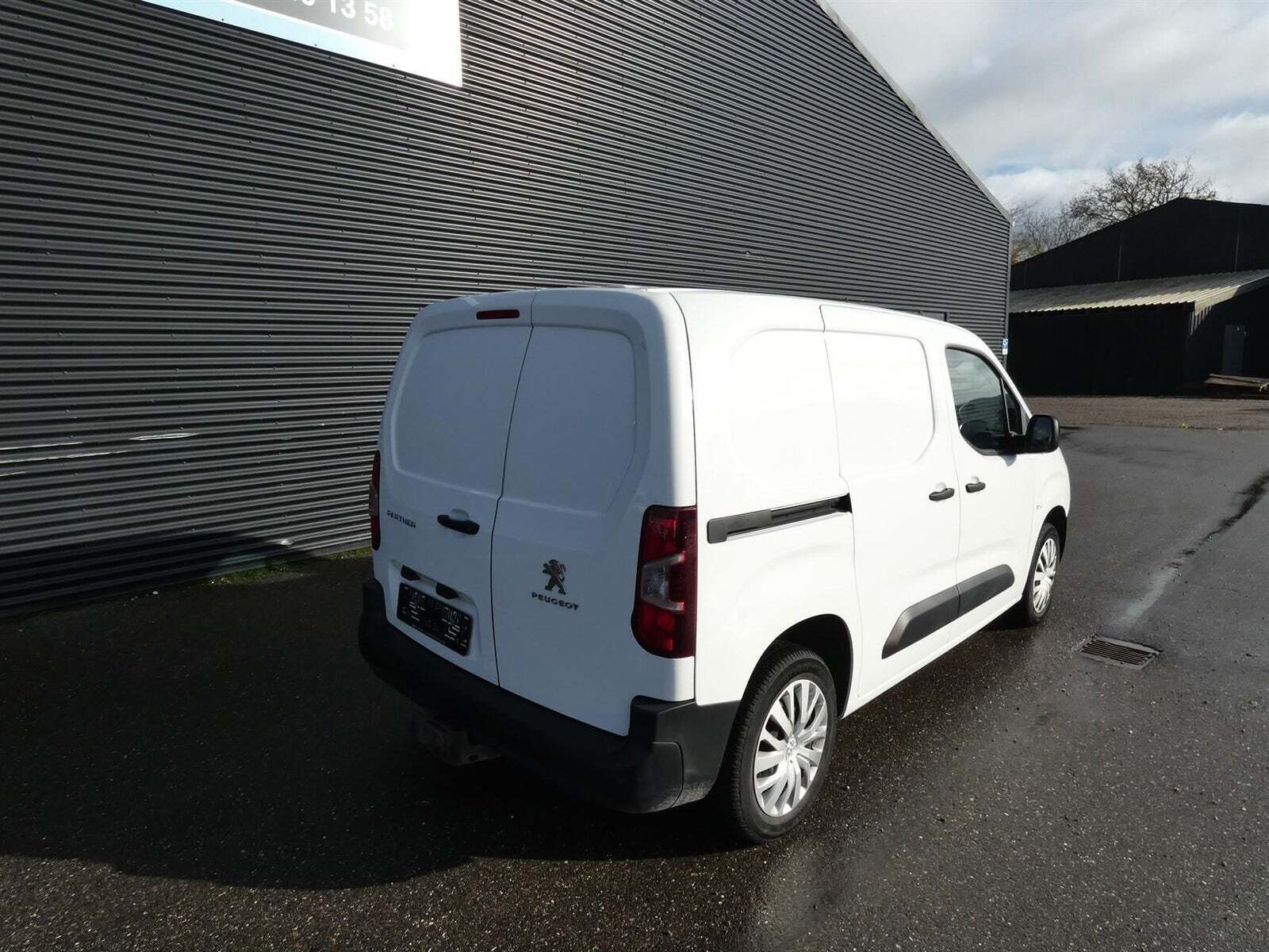 Peugeot Partner 1,5 BlueHDi 100 L1V1 Plus Van