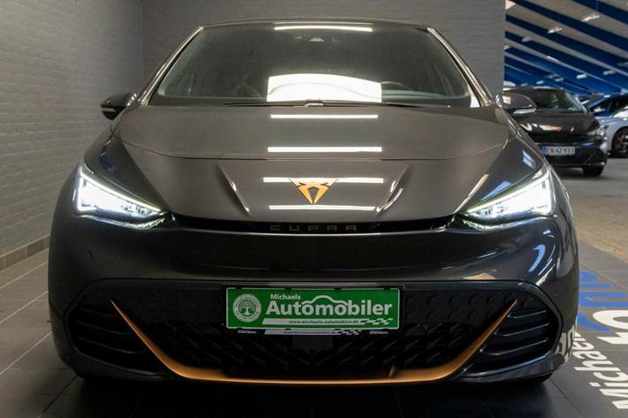 Sort Cupra Born fra 2023