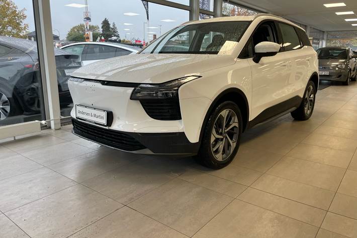 Hvid Aiways U5 fra 2022 set udefra