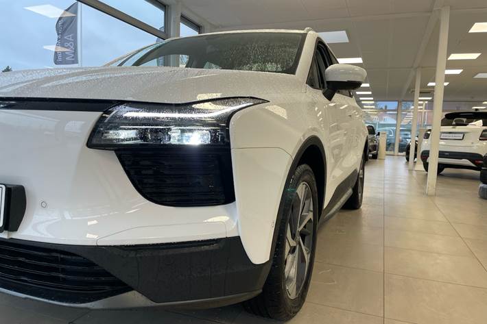 Hvid Aiways U5 fra 2022