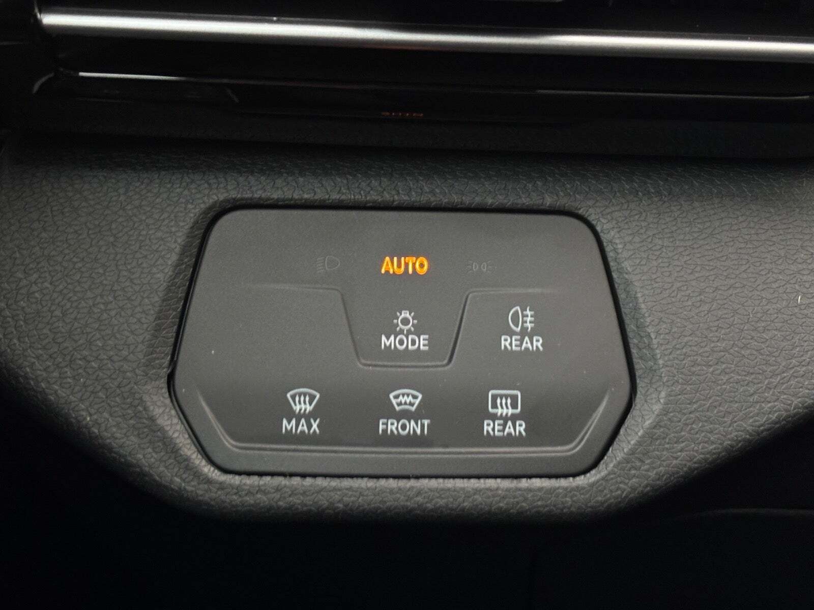 Hvid VW ID.4 fra 2023