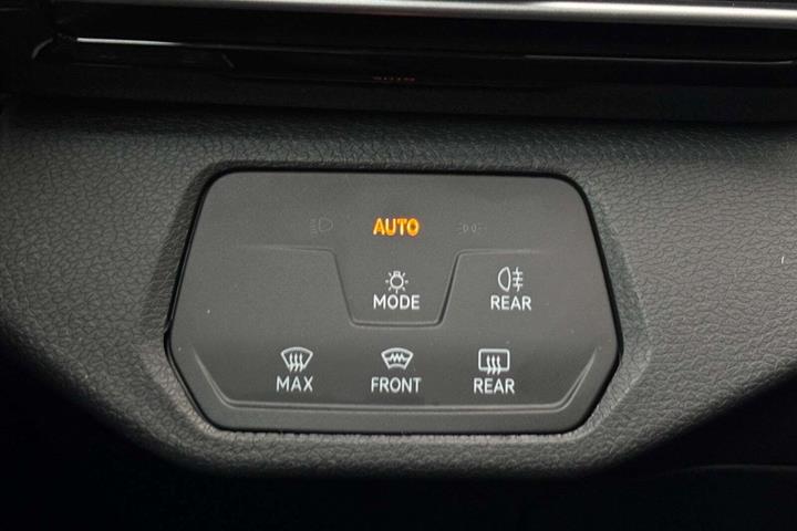 Hvid VW ID.4 fra 2023