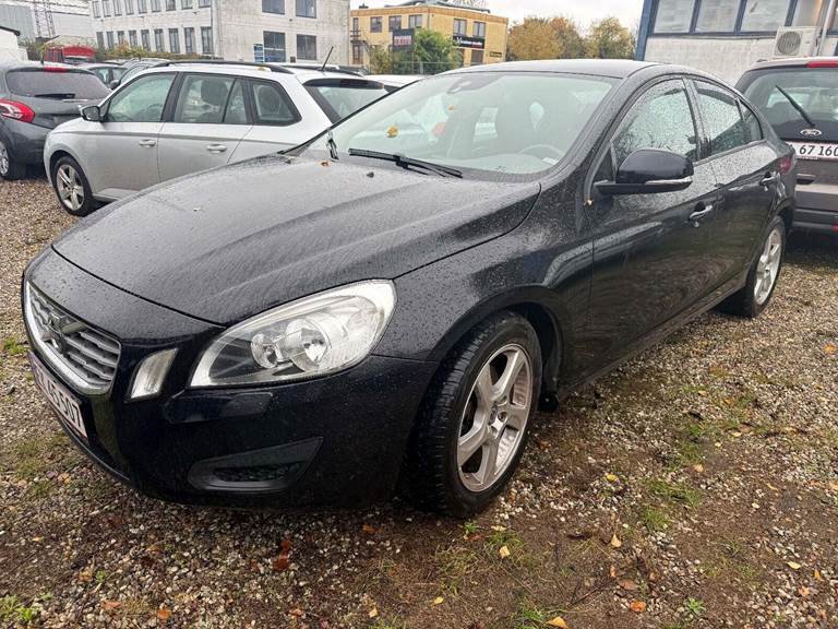 Volvo S60 2,0 D3 136 Momentum aut.