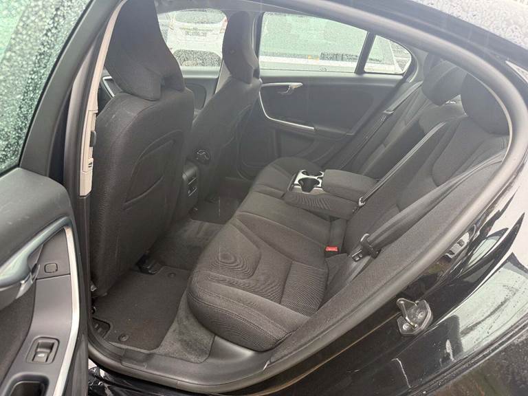 Volvo S60 2,0 D3 136 Momentum aut.