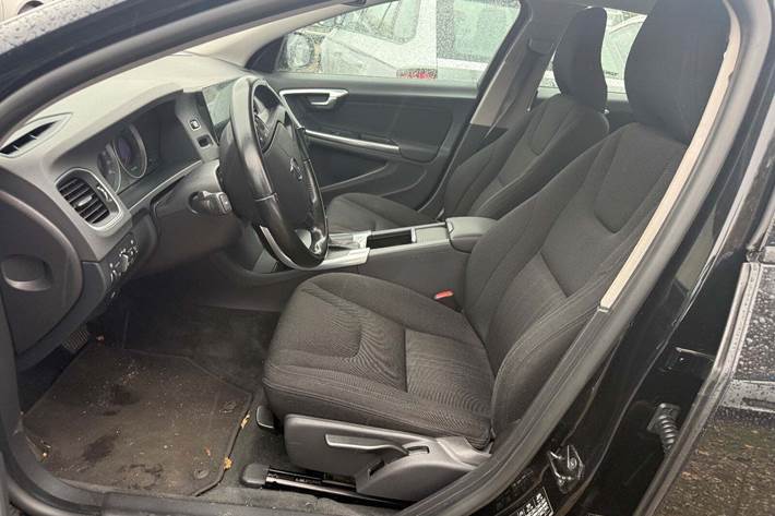 Sort Volvo S60 fra 2013