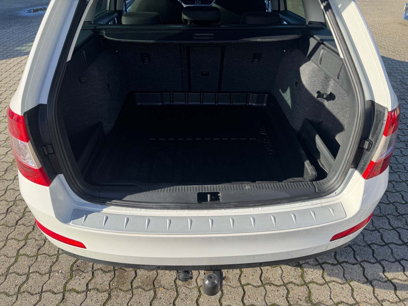 Skoda Octavia 2,0 TDi 150 Ambition Combi DSG