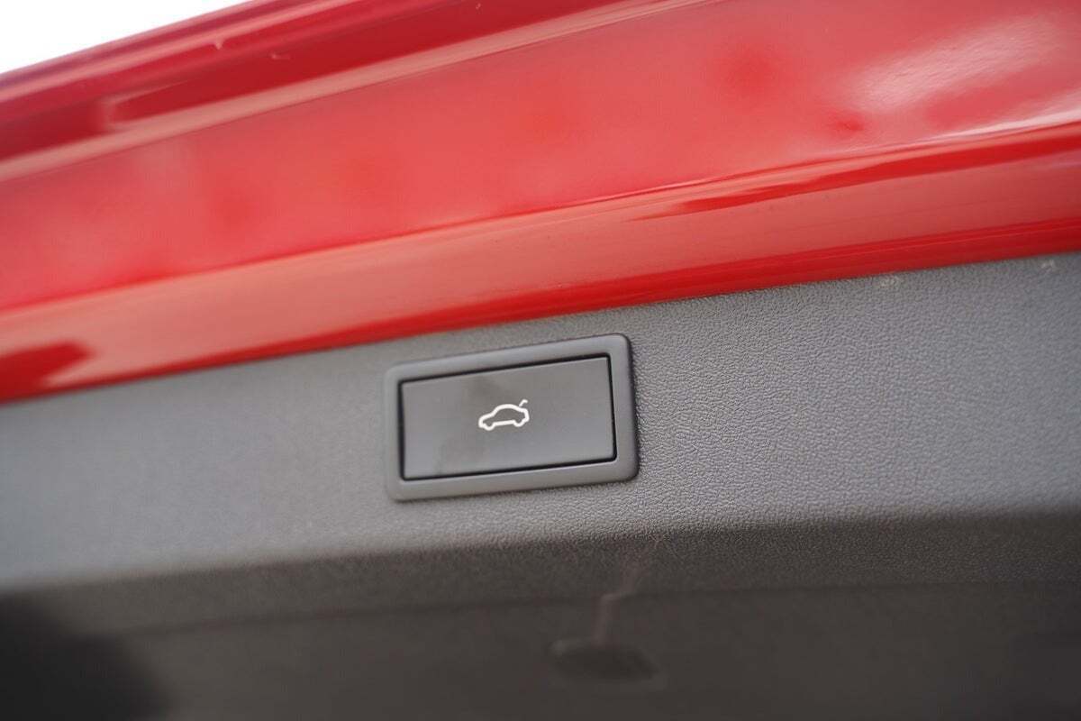 Rød Skoda Enyaq fra 2024