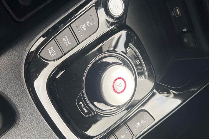 Blå Kia e-Soul fra 2020