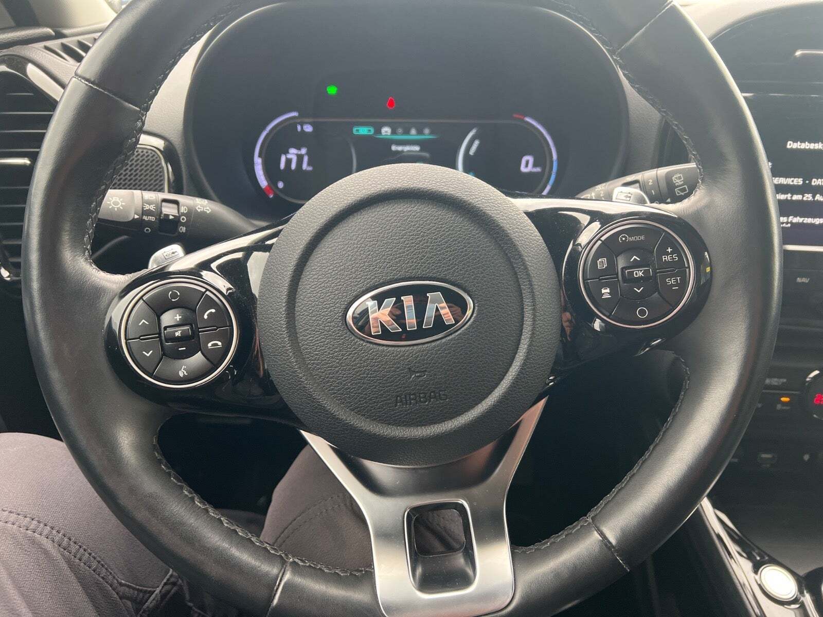 Blå Kia e-Soul fra 2020