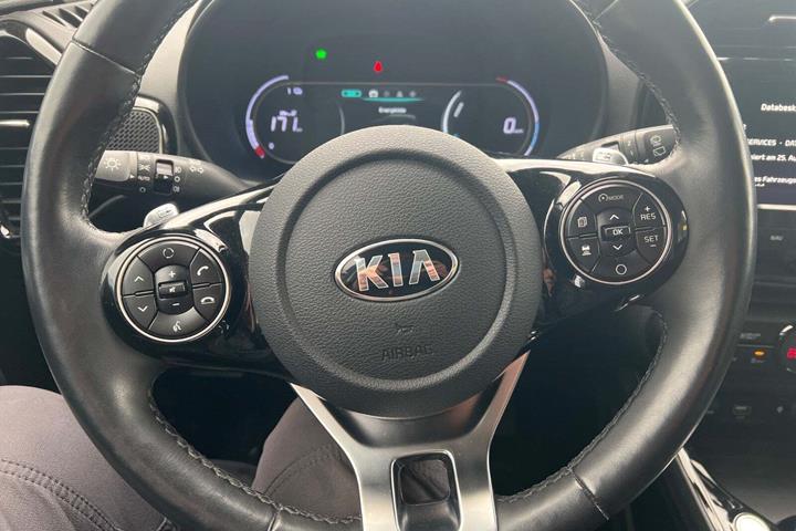 Blå Kia e-Soul fra 2020