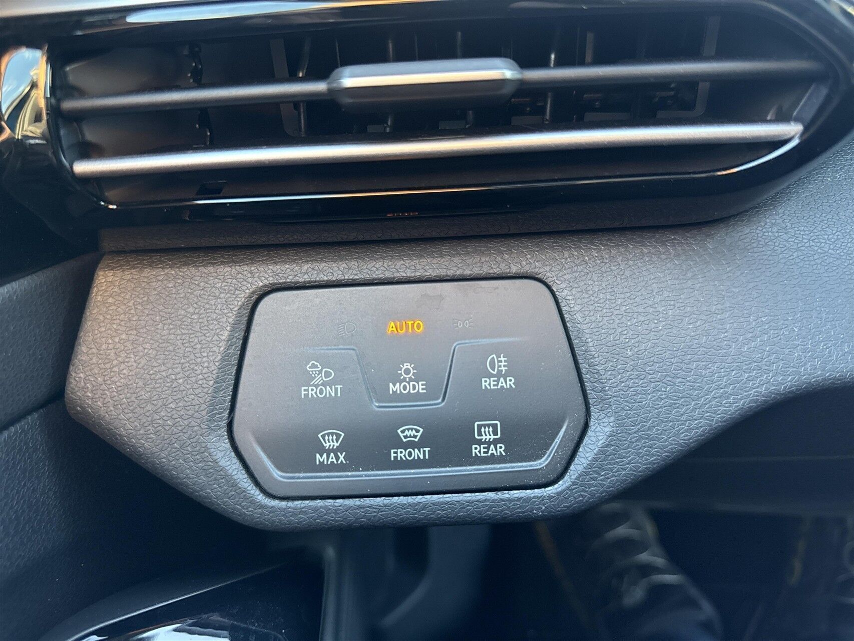 Blå VW ID.4 fra 2025