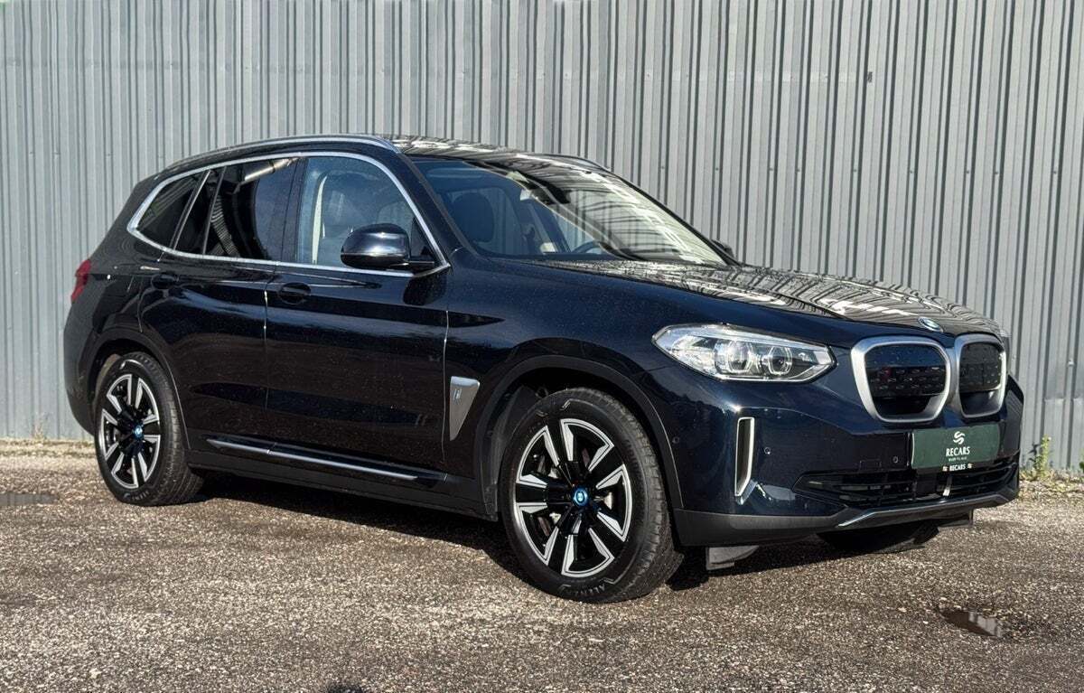 BMW iX3 Charged