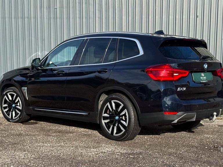 BMW iX3 Charged