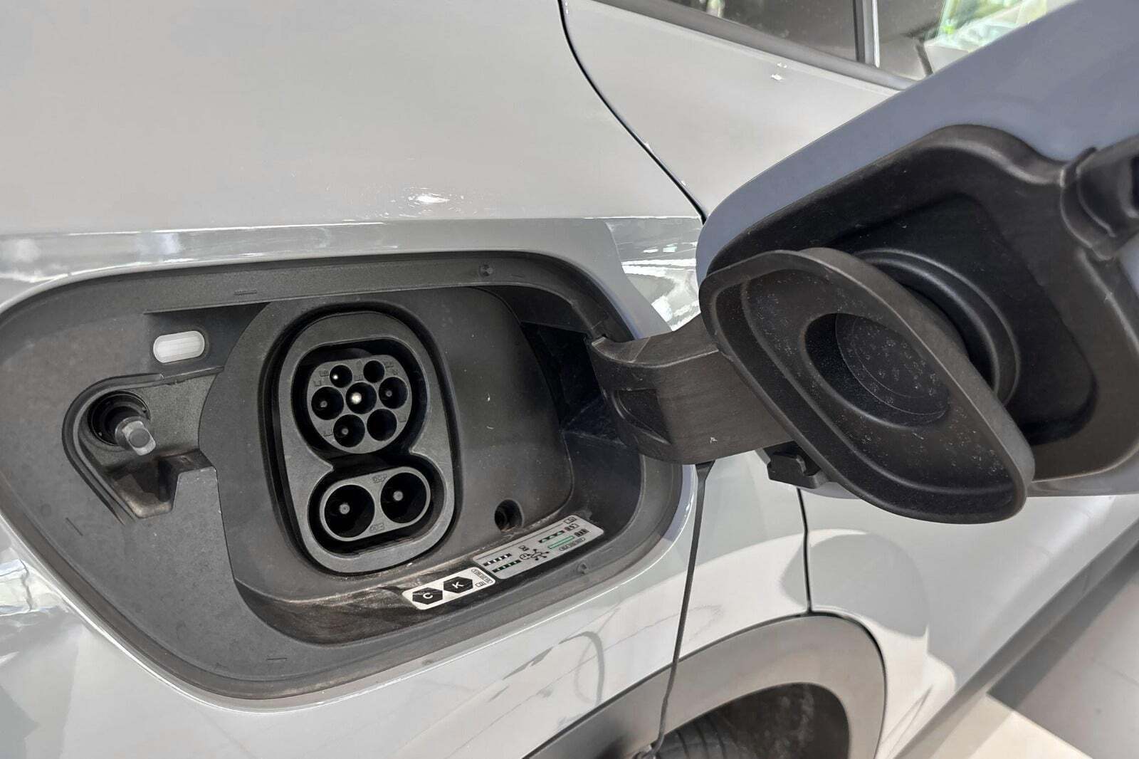 Grå VW ID.4 fra 2022