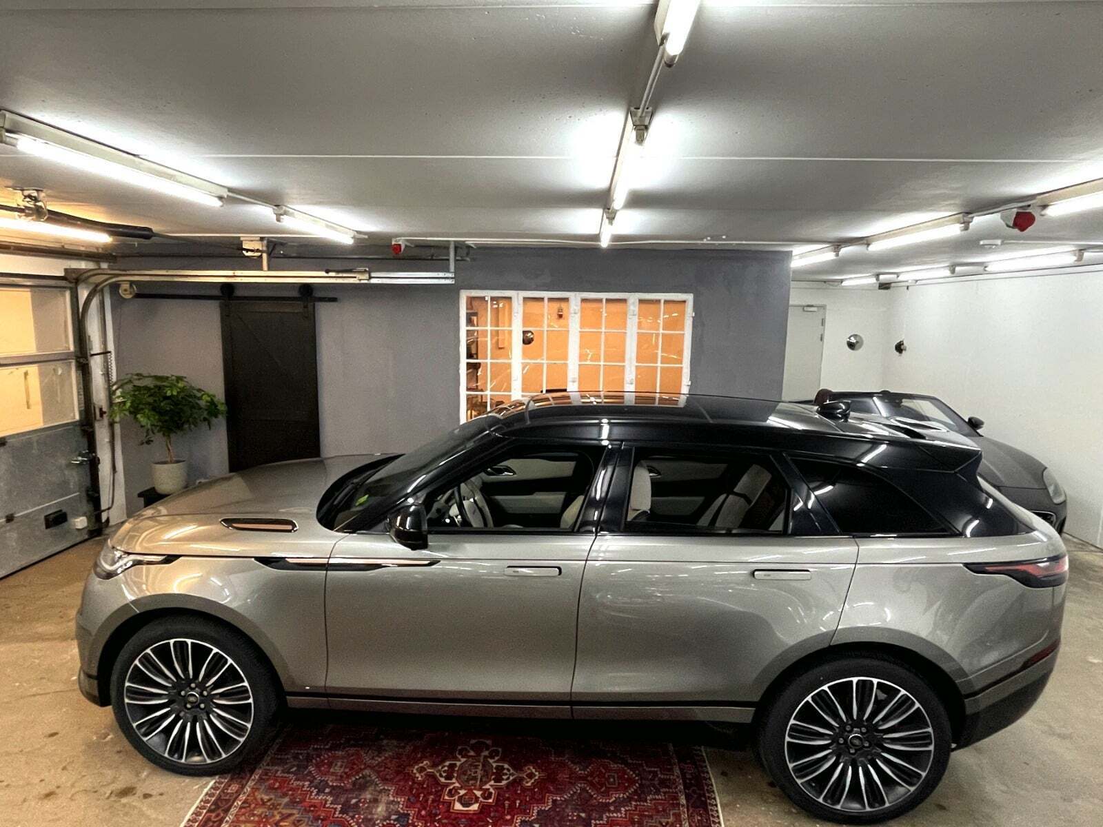 Land Rover Range Rover Velar 3,0 D300 First Edition aut.