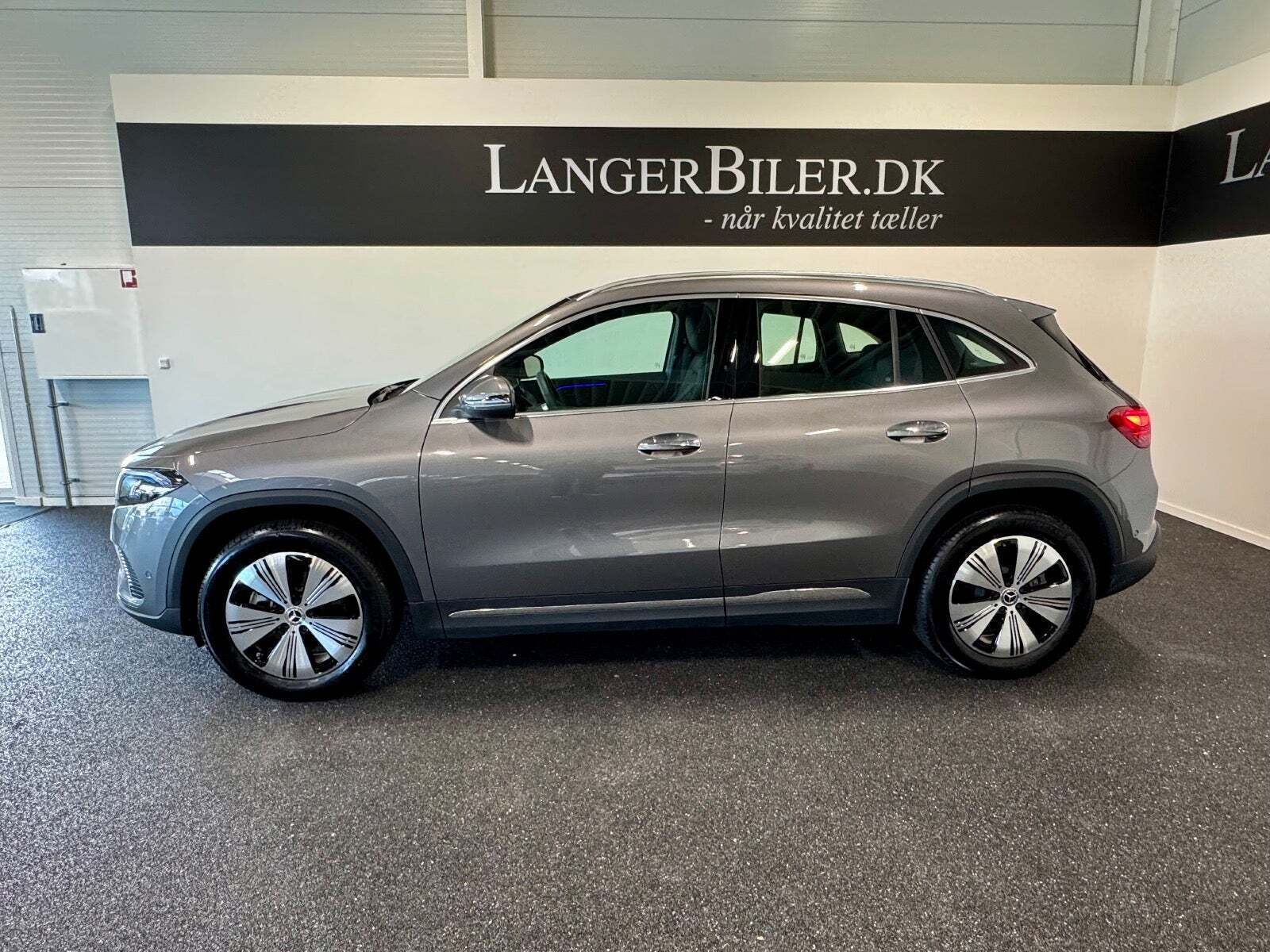 Mercedes EQA300 Progressive 4Matic