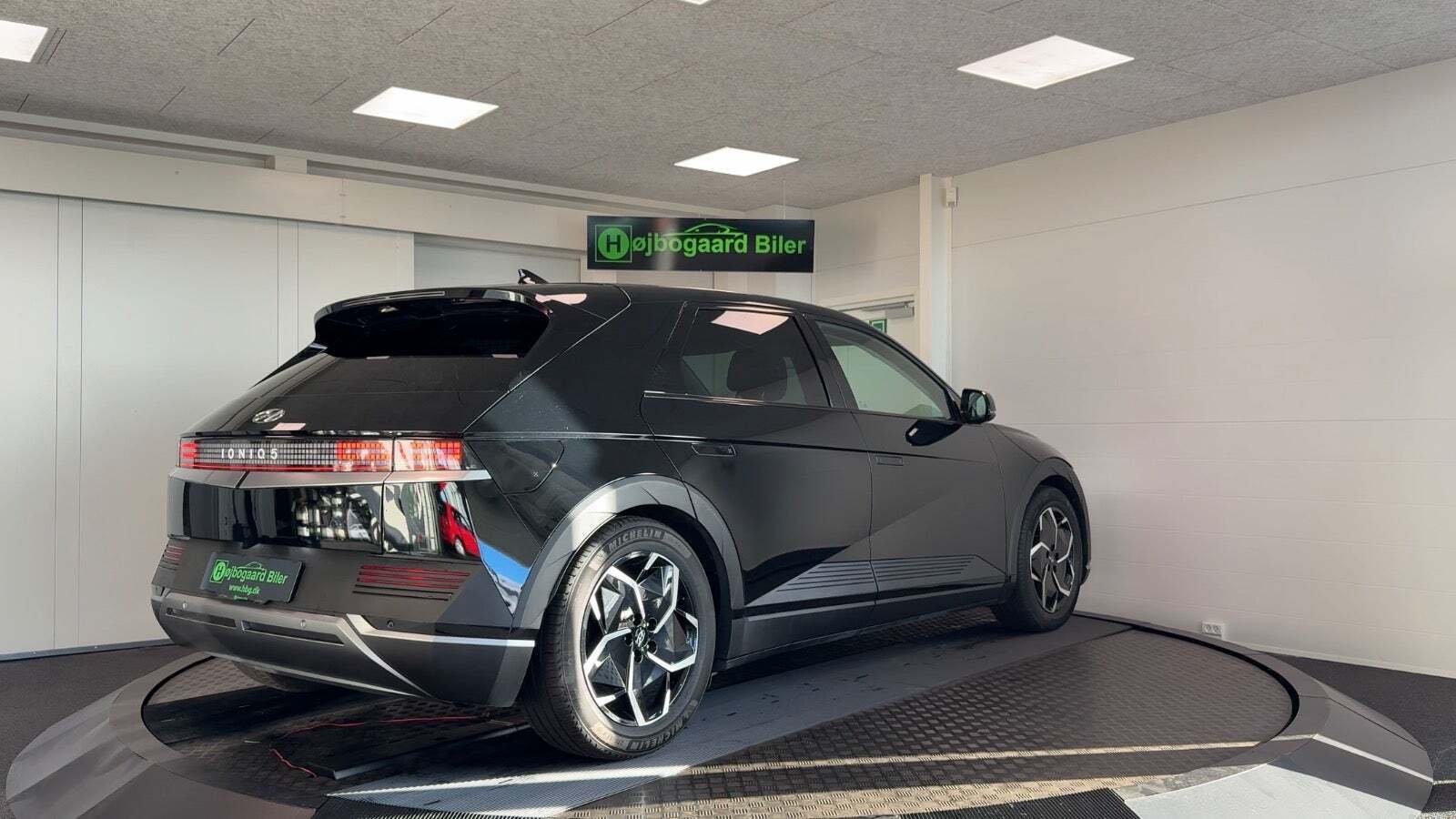 Hyundai Ioniq 5 73 Uniq