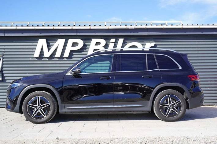 Sort Mercedes EQB350 fra 2024