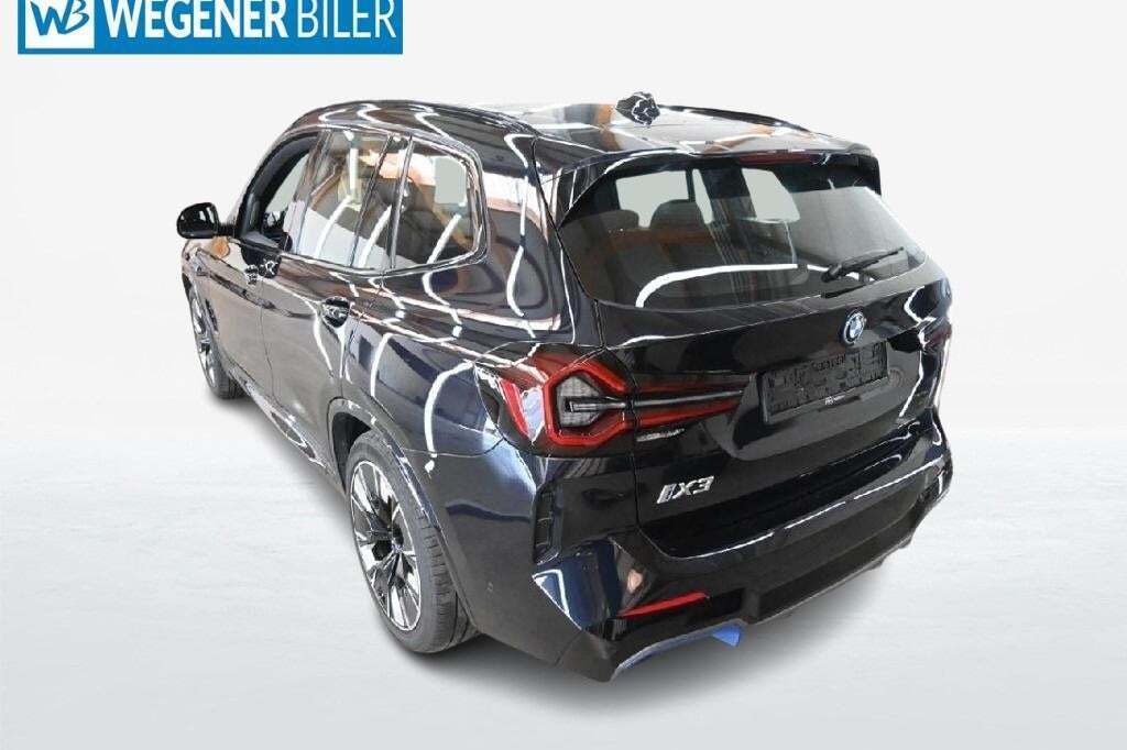 BMW iX3 Charged Plus M-Sport