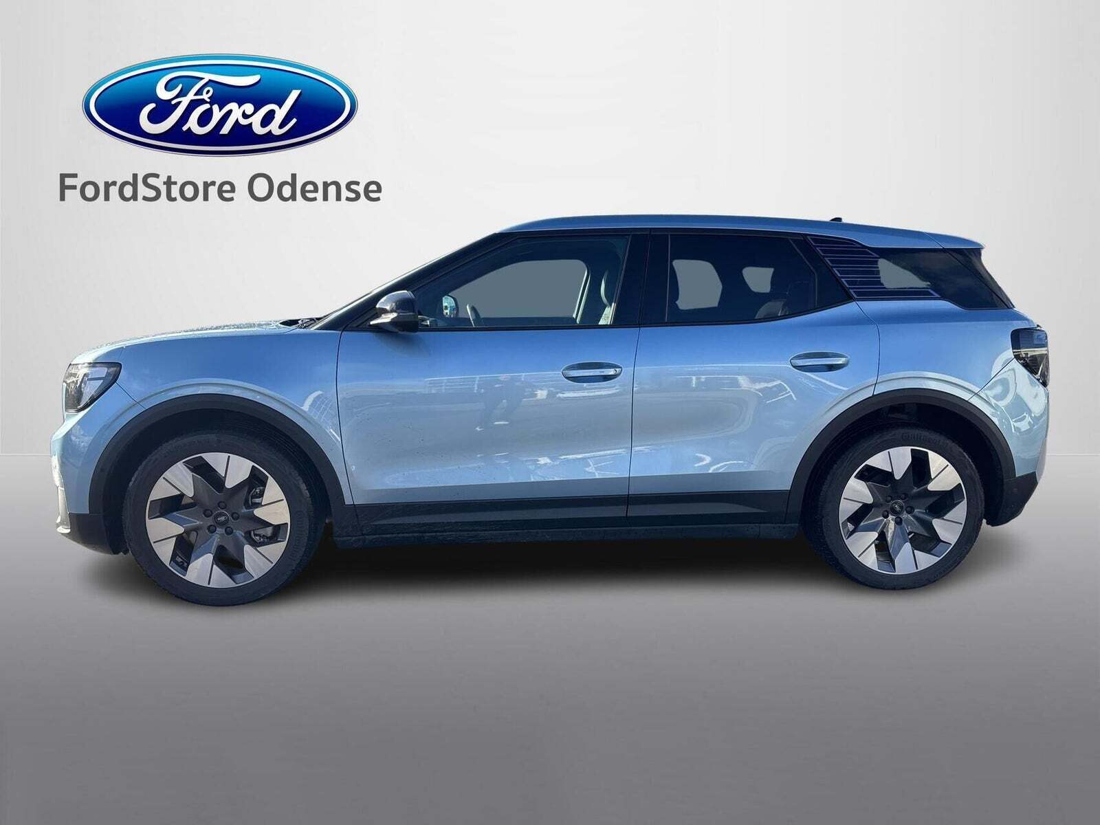 Ford Explorer 82 Premium Extended Range